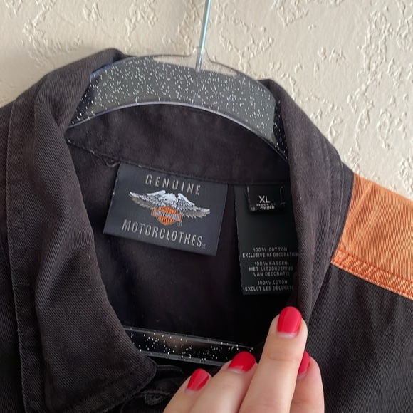 Harley-Davidson Button Up - Picture 3 of 8